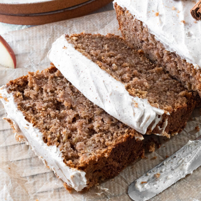 Cinnamon Spiced Apple Cake